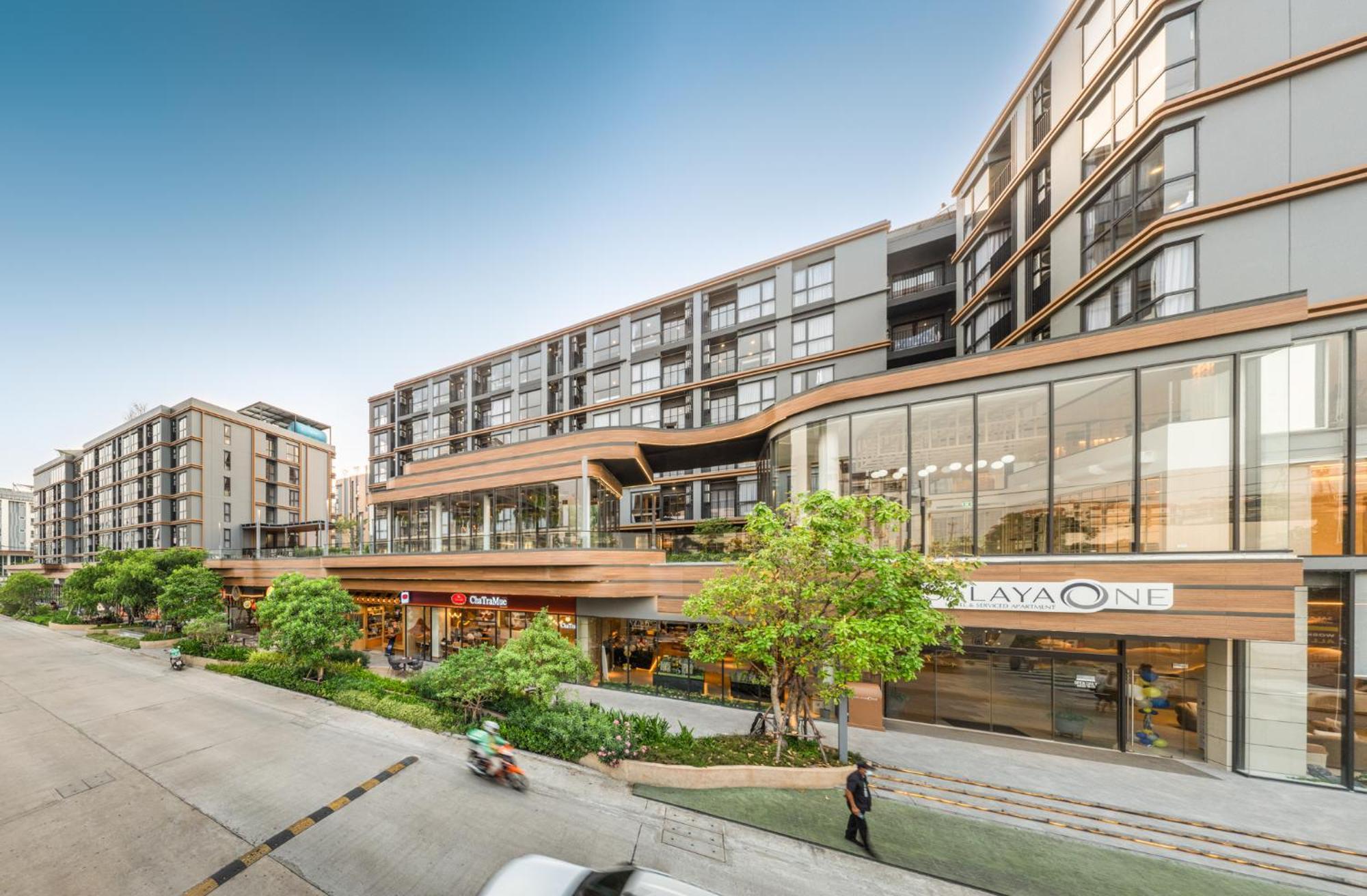 Salaya One Hotel & Service Apartment Exterior photo